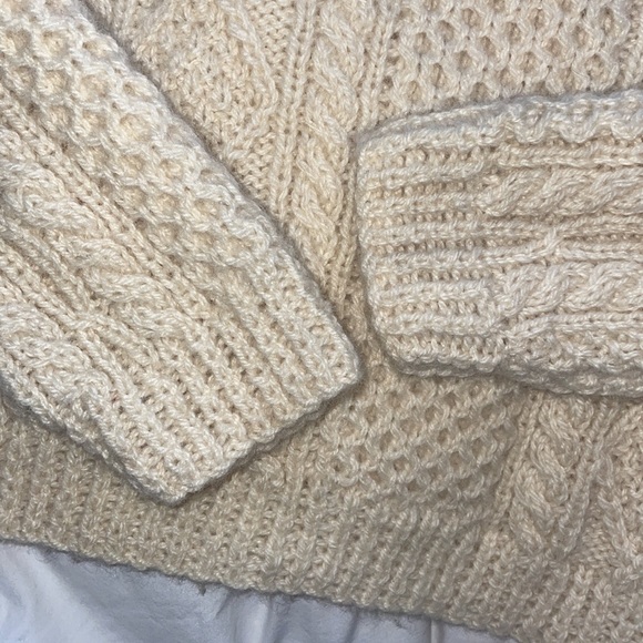 Irish Fisherman Wool Sweater - Picture 3 of 8